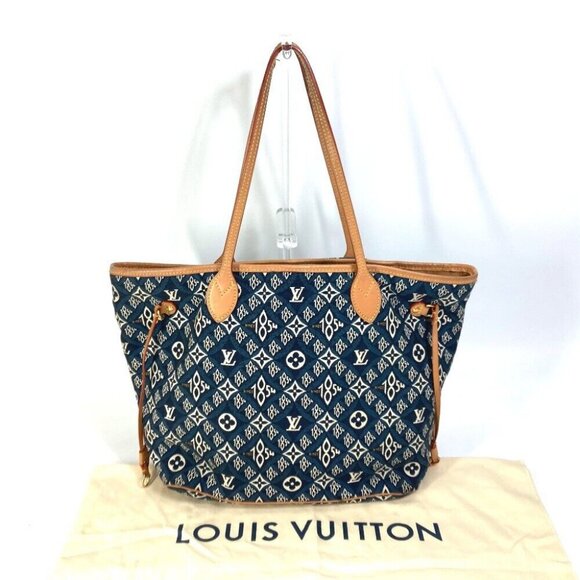 LOUIS VUITTON Monogram jacquard with pouch NeverfullMM Tote Bag - Picture 1 of 16